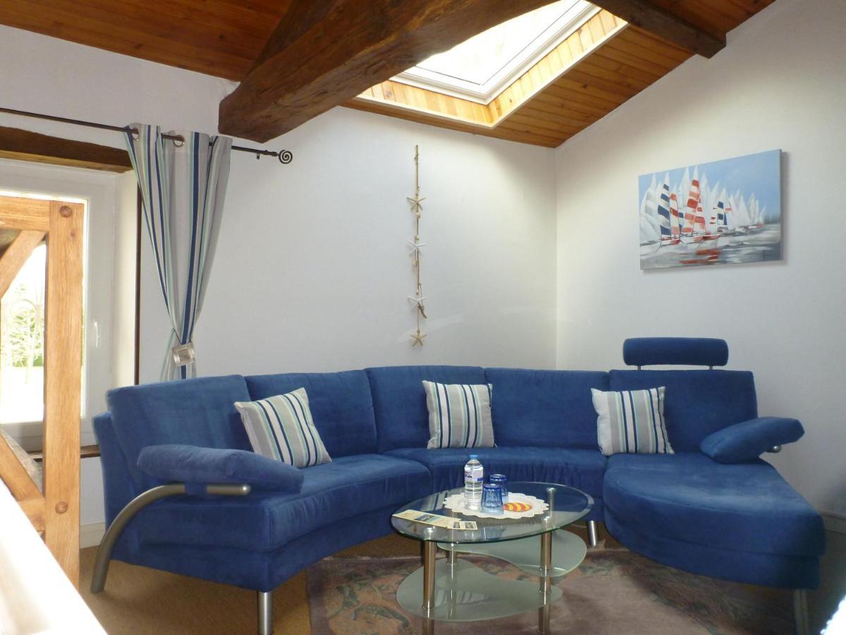 Domaine Du Papillon Bed & Breakfast Lesparre-Medoc Exterior photo